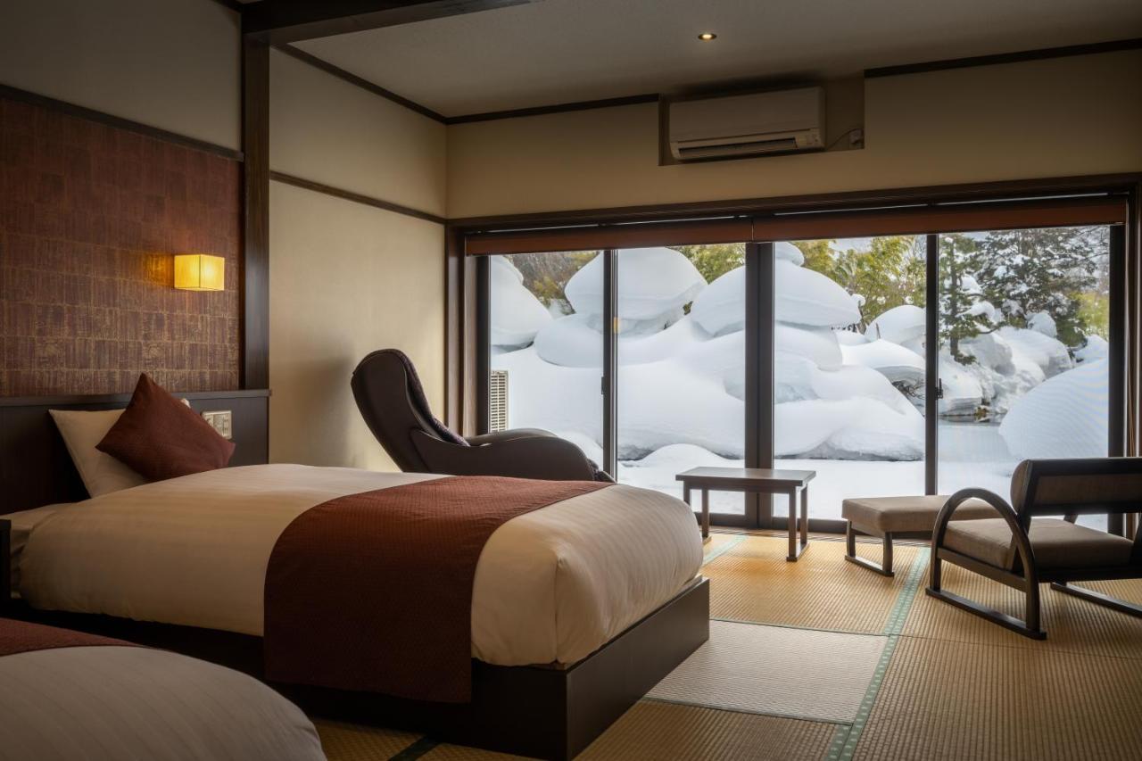 Onogawa Onsen Kajikaso Hotel Йонезава Екстериор снимка