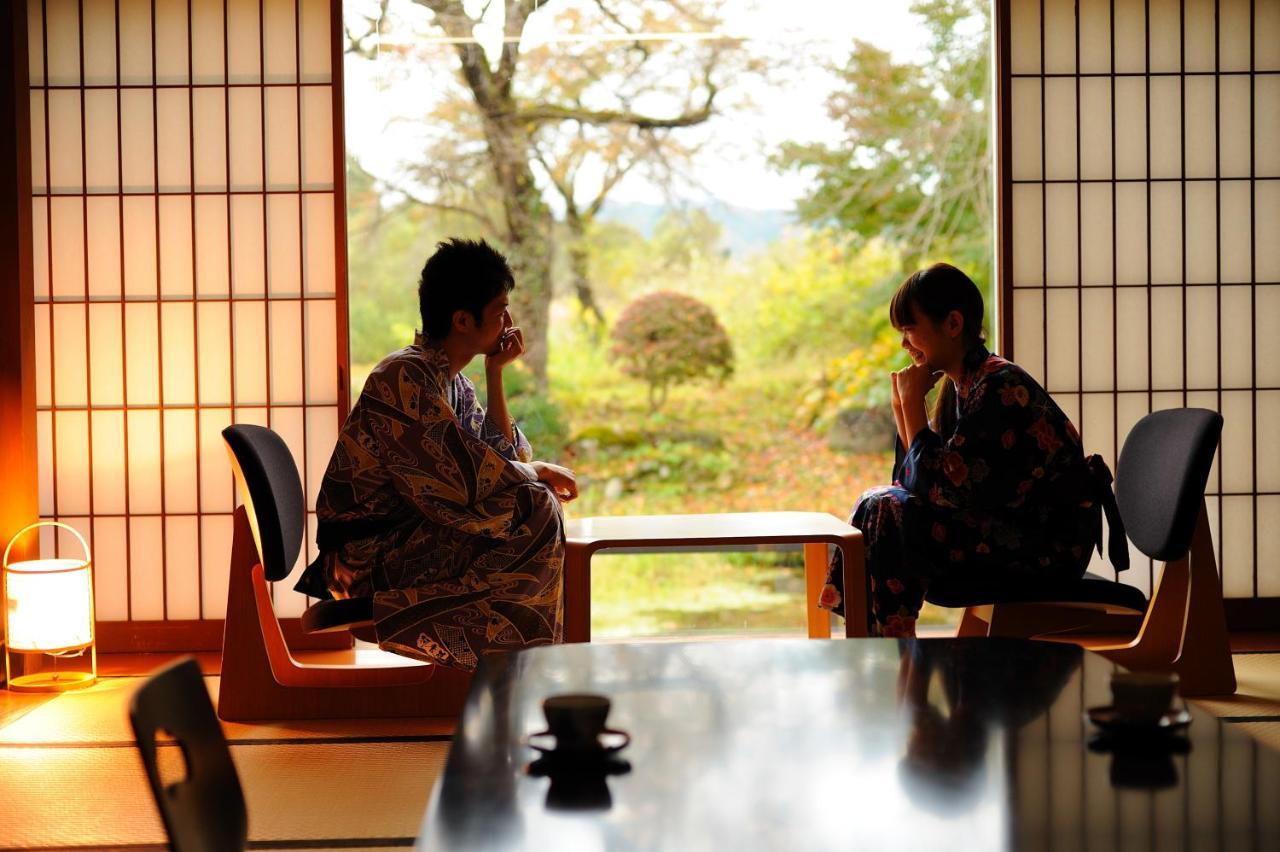 Onogawa Onsen Kajikaso Hotel Йонезава Екстериор снимка